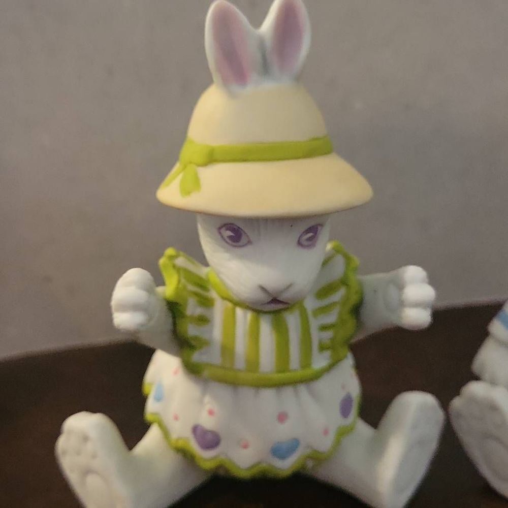 Department 56 Vintage 1984 Jointed Andy Mandy Easter Bunny‎ Rabbit Bisque in box - Picture 9 of 16